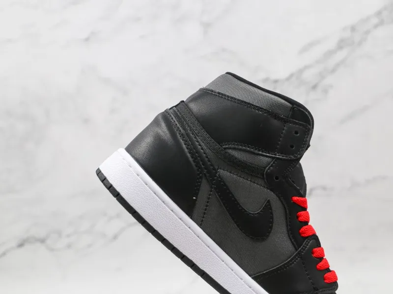 Nike Air Jordan 1 High “Black Satin” Modelo 217H